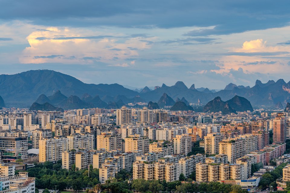 夕阳时分俯瞰桂林